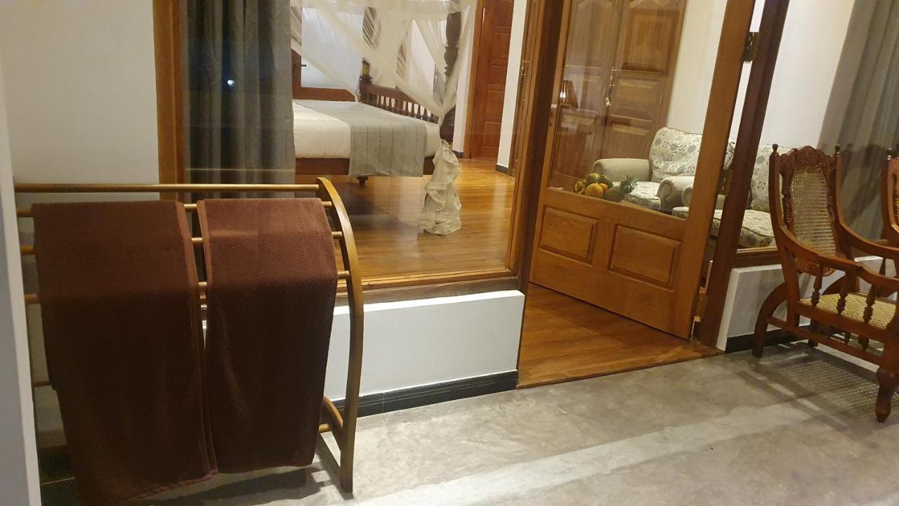 Margaret House Hotel Mirissa Kültér fotó